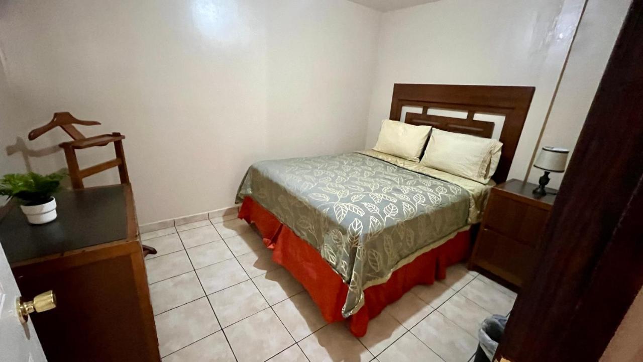 Del Bosque Tj Inn Tijuana Exterior foto
